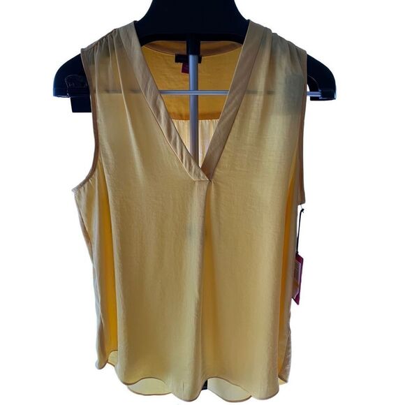 Vince Camuto Women’s Short Sleeve Tank NWT SZ M Dandelion Yellow - Picture 1 of 10